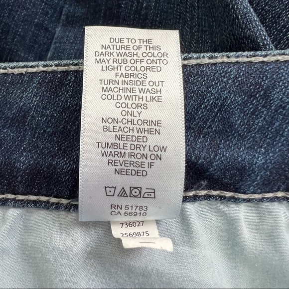 MAURICES m jeans Women’s Blue Jeans Size 4 Short Mid-rise Distressed Stretch - Picture 7 of 12